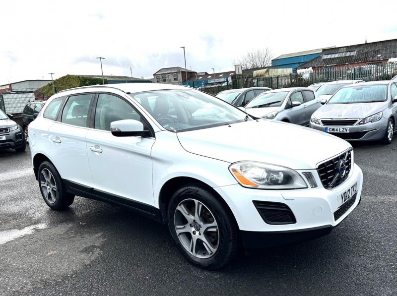 VOLVO XC60 2.0 D3 SE Lux Geartronic Euro 5 5dr