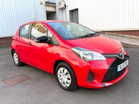 TOYOTA YARIS 1.0 VVT-i Active Euro 5 5dr