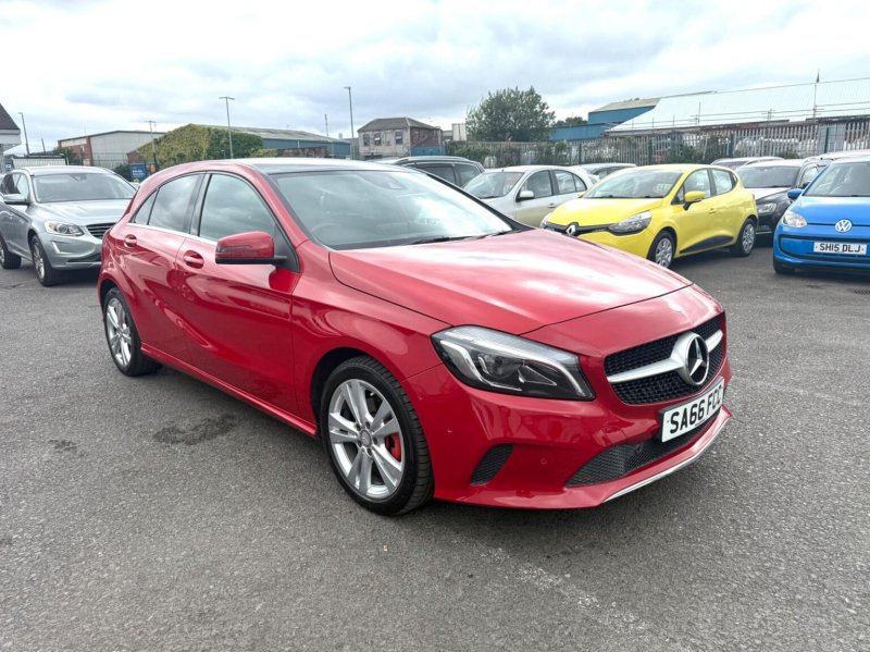 MERCEDES-BENZ A CLASS 2.1 A200d Sport (Premium) 7G-DCT Euro 6 (s/s) 5dr